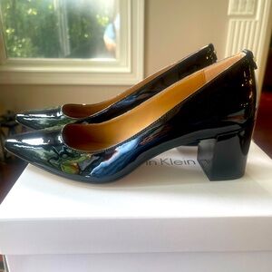 Calvin Klein Black Patent Natalynn Sz 8 heel, never worn